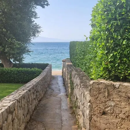 Appartamento Malinska, 30m From The Malinska